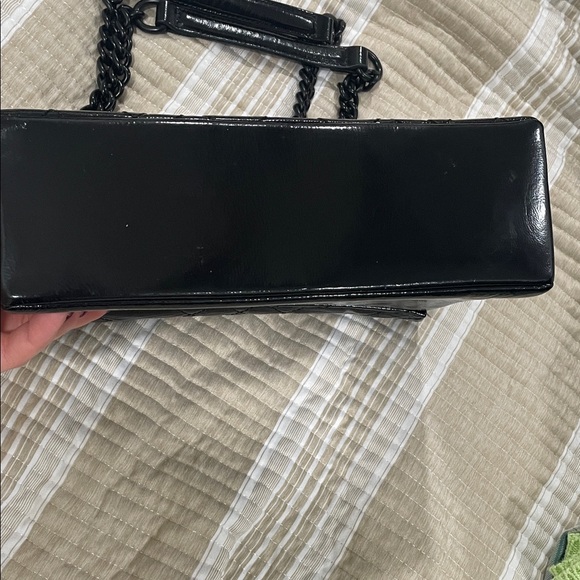 Kurt Geiger London Brixton Quilted Black Brixton Patent Leather Crossbody Bag - Picture 4 of 11